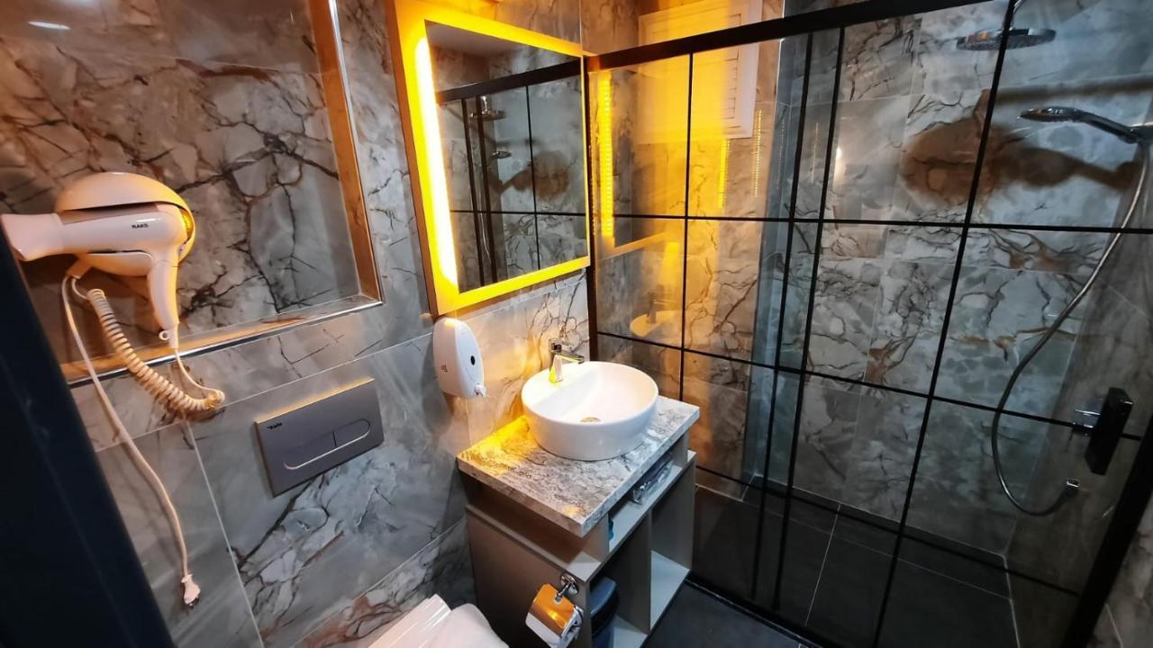 Talles Loft Hotel Smirne Esterno foto