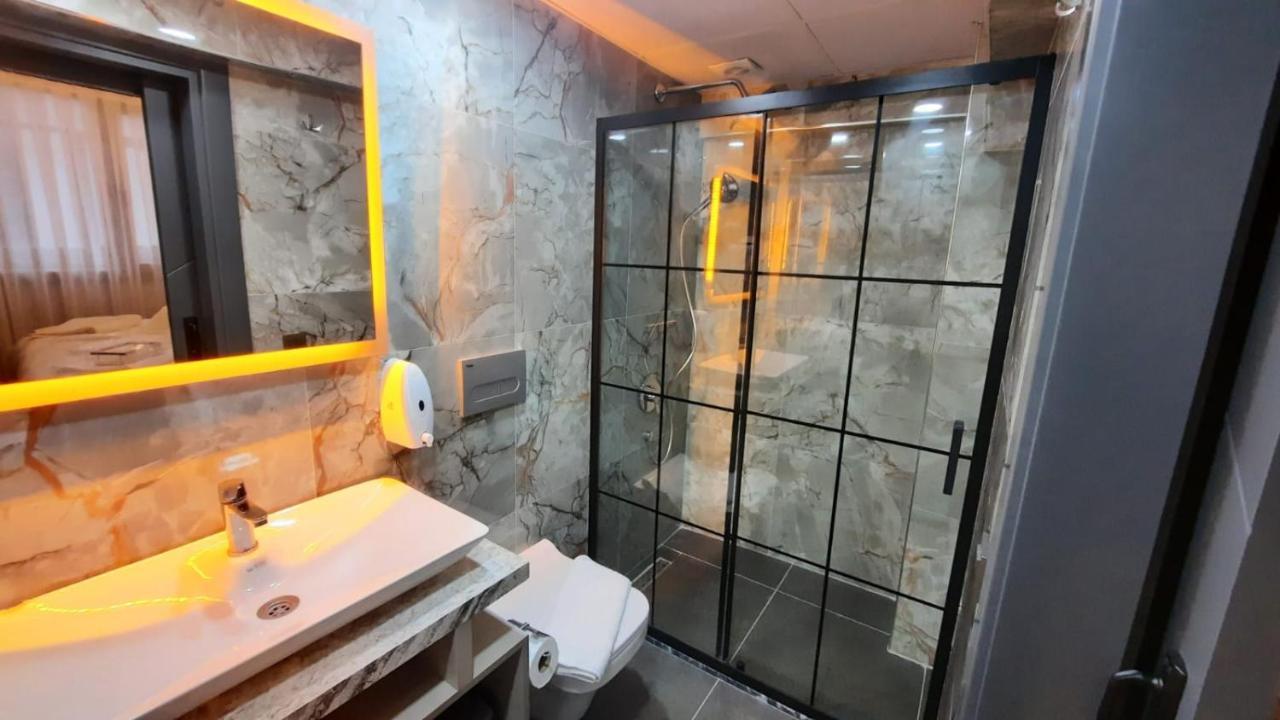 Talles Loft Hotel Smirne Esterno foto