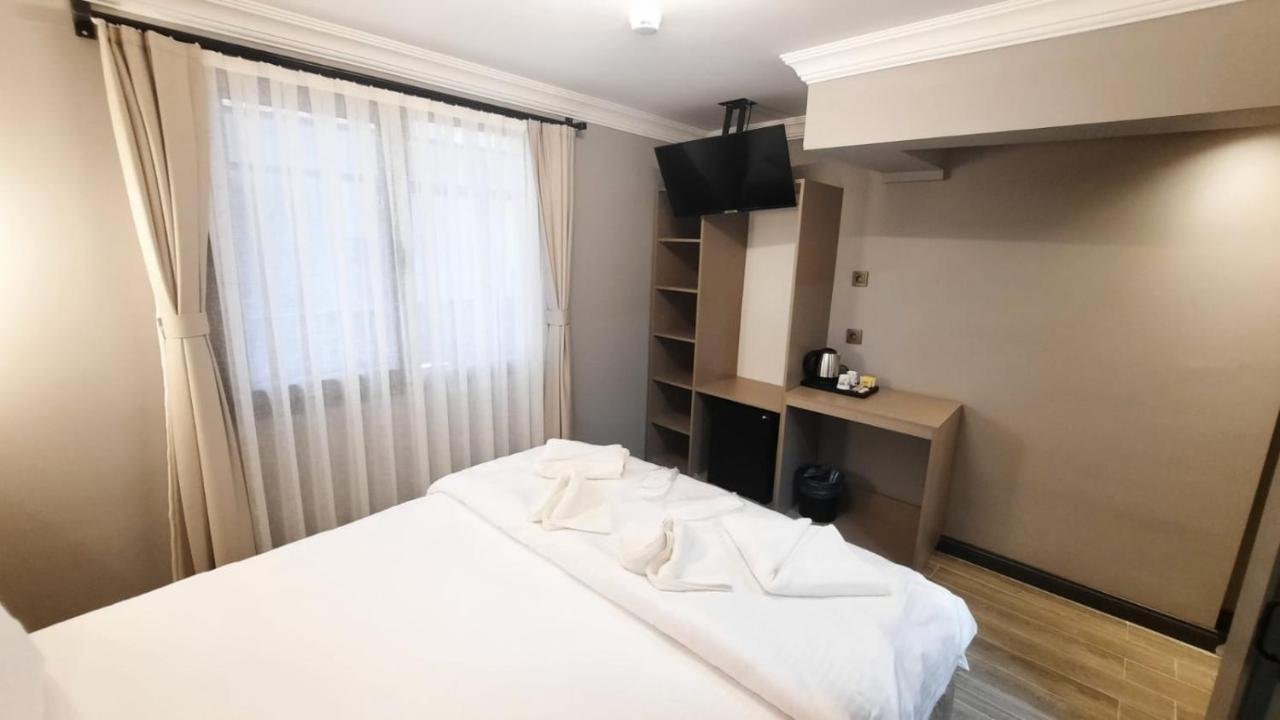 Talles Loft Hotel Smirne Esterno foto