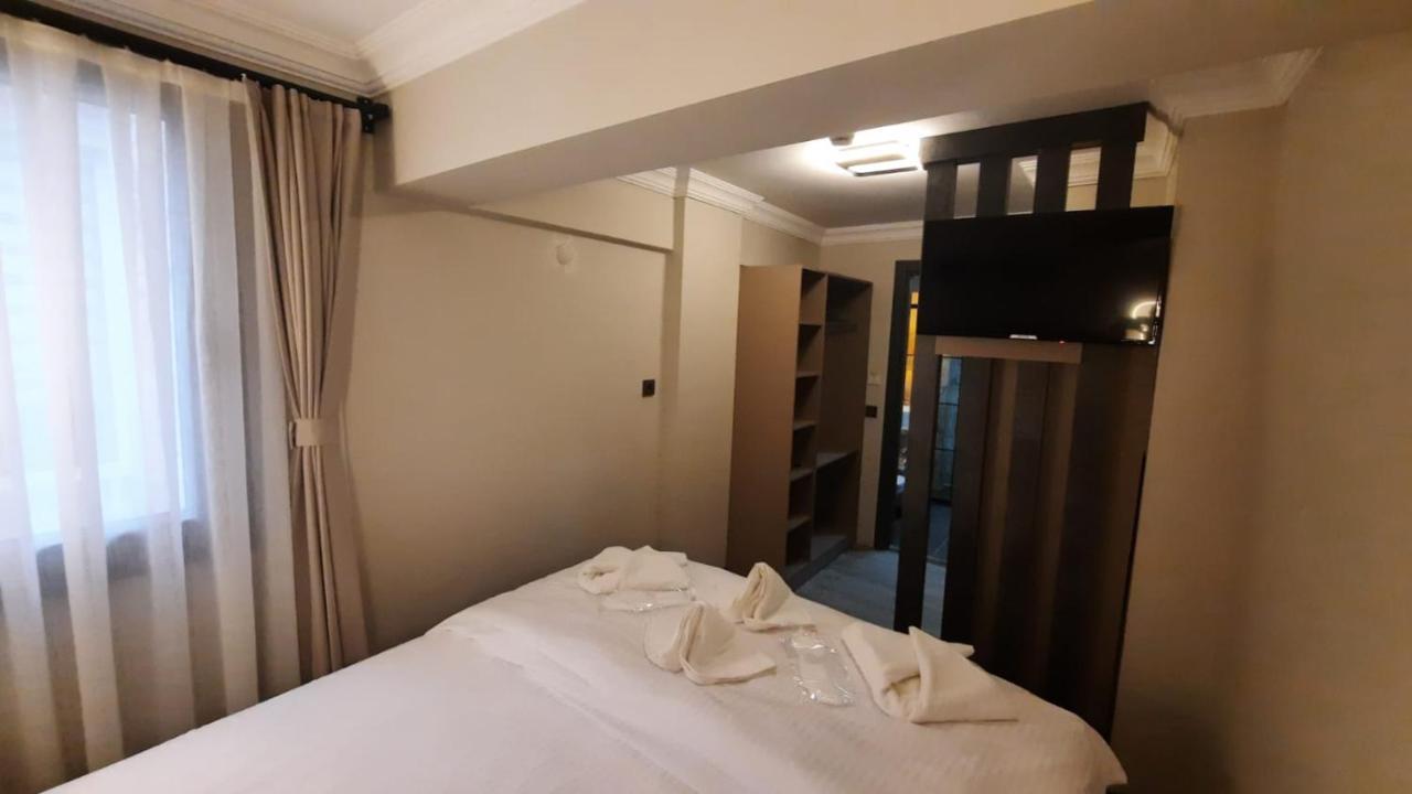 Talles Loft Hotel Smirne Esterno foto